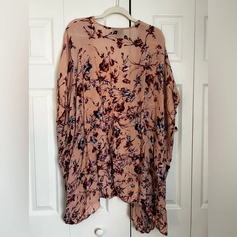 Floral Kimono Cardigan - Picture 3 of 4